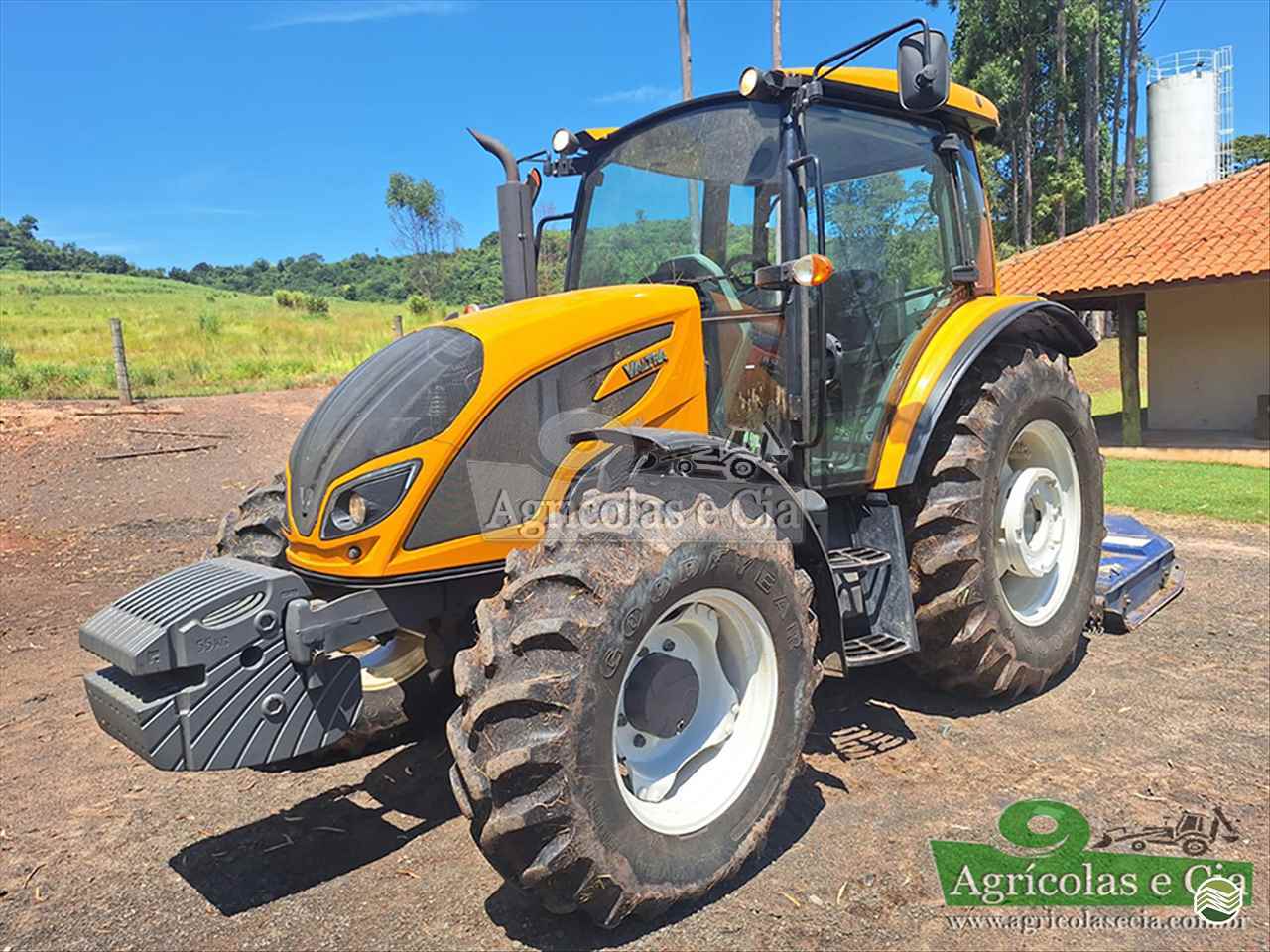 TRATOR VALTRA VALTRA A104 Tração 4x4 Agricolas e Cia RIO DAS PEDRAS SÃO PAULO SP